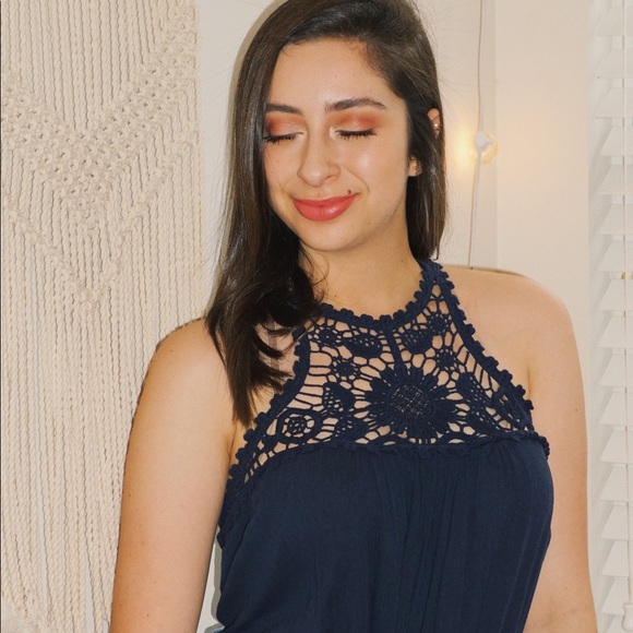 Crocheted Flower Summer Top - Picture 3 of 3